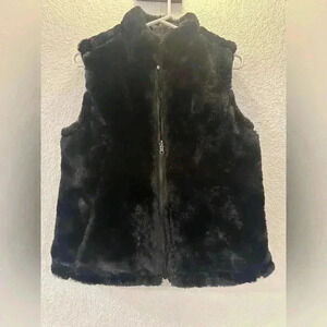 Black Reversible Faux Fur Puffer Vest with Zip Closure and Pockets, Size Medium